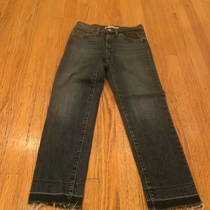 Levi 724 high rise jeans with ankle detail